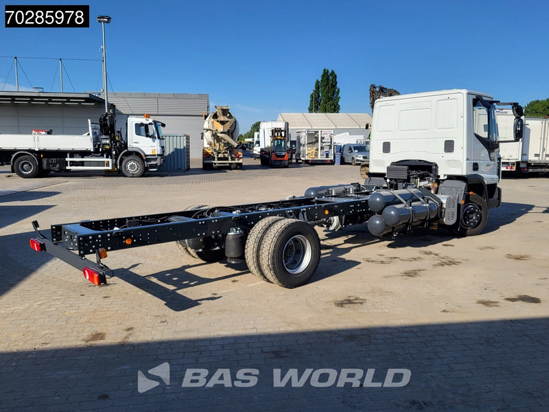 Iveco 120-210L 4X2 NEW 12tons chassis! CNG Engine TELMA Retarder Manual Euro 6 - Podvozek s kabinou: obrázek 5 Iveco 120-210L 4X2 NEW 12tons chassis! CNG Engine TELMA Retarder Manual Euro 6 - Podvozek s kabinou: obrázek 5