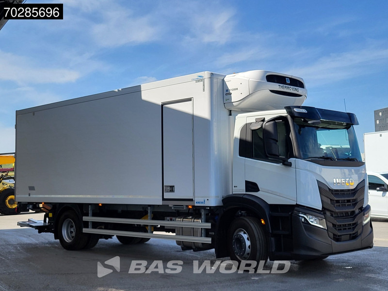 Iveco S-Way 400 4X2 NEW! 19t Thermo King T-1200 ATP Automatic 2000kg Ladebordwand Euro 6 - Chladírenský nákladní automobil: obrázek 3 Iveco S-Way 400 4X2 NEW! 19t Thermo King T-1200 ATP Automatic 2000kg Ladebordwand Euro 6 - Chladírenský nákladní automobil: obrázek 3