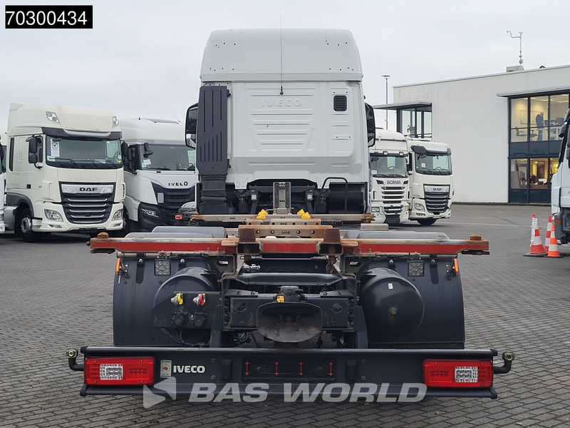 Iveco S-Way 510 6X2 Retarder Full Air Lift Axle BDF Euro 6 - Kontejnérový podvozek/ Výměnná nástavba: obrázek 5 Iveco S-Way 510 6X2 Retarder Full Air Lift Axle BDF Euro 6 - Kontejnérový podvozek/ Výměnná nástavba: obrázek 5