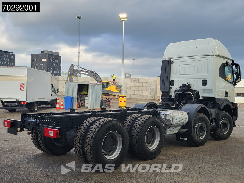 Iveco T-WAY 510 8X4 NEW! Retarder Big-Axle Steelsuspension LED Euro 6 - Podvozek s kabinou: obrázek 5 Iveco T-WAY 510 8X4 NEW! Retarder Big-Axle Steelsuspension LED Euro 6 - Podvozek s kabinou: obrázek 5