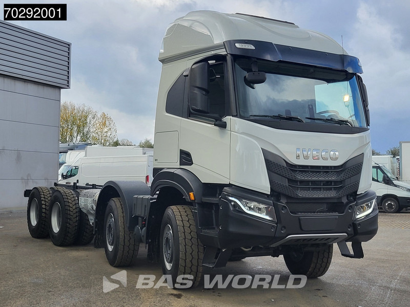 Iveco T-WAY 510 8X4 NEW! Retarder Big-Axle Steelsuspension LED Euro 6 - Podvozek s kabinou: obrázek 3 Iveco T-WAY 510 8X4 NEW! Retarder Big-Axle Steelsuspension LED Euro 6 - Podvozek s kabinou: obrázek 3