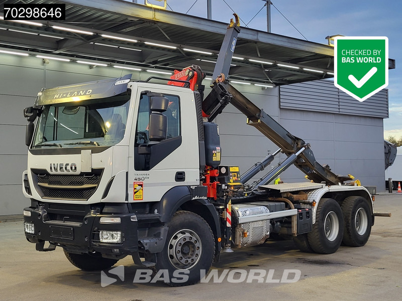 Iveco Trakker 450 6X4 Fassi F120B.2.22 Crane Marrel AL16S50 Retarder Big-axle Euro 6 - Hákový nosič kontejnerů, Auto s hydraulickou rukou: obrázek 1 Iveco Trakker 450 6X4 Fassi F120B.2.22 Crane Marrel AL16S50 Retarder Big-axle Euro 6 - Hákový nosič kontejnerů, Auto s hydraulickou rukou: obrázek 1