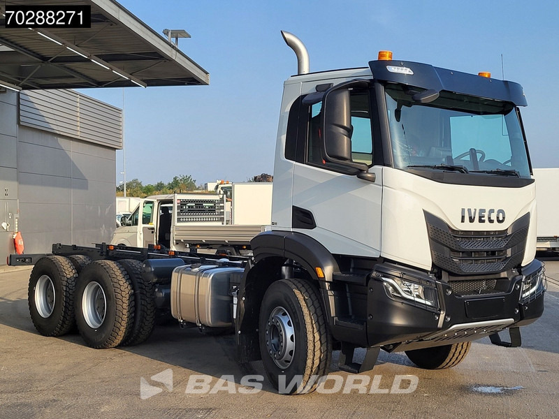 Iveco X-Way 460 6X4 New! Retarder Steelsuspension Big-Axle Navi Euro 6 - Podvozek s kabinou: obrázek 3 Iveco X-Way 460 6X4 New! Retarder Steelsuspension Big-Axle Navi Euro 6 - Podvozek s kabinou: obrázek 3