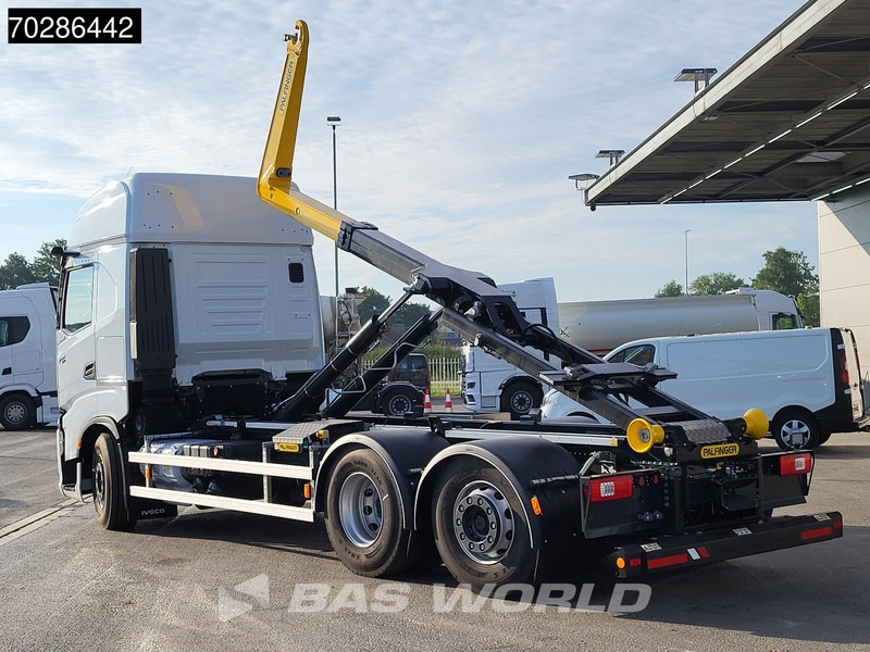 Iveco X-Way 580 6X2 NEW Palfinger PHT20SLD5 Hooklift Lift+steering Axle Automatic Navi ACC LED - Hákový nosič kontejnerů: obrázek 2 Iveco X-Way 580 6X2 NEW Palfinger PHT20SLD5 Hooklift Lift+steering Axle Automatic Navi ACC LED - Hákový nosič kontejnerů: obrázek 2