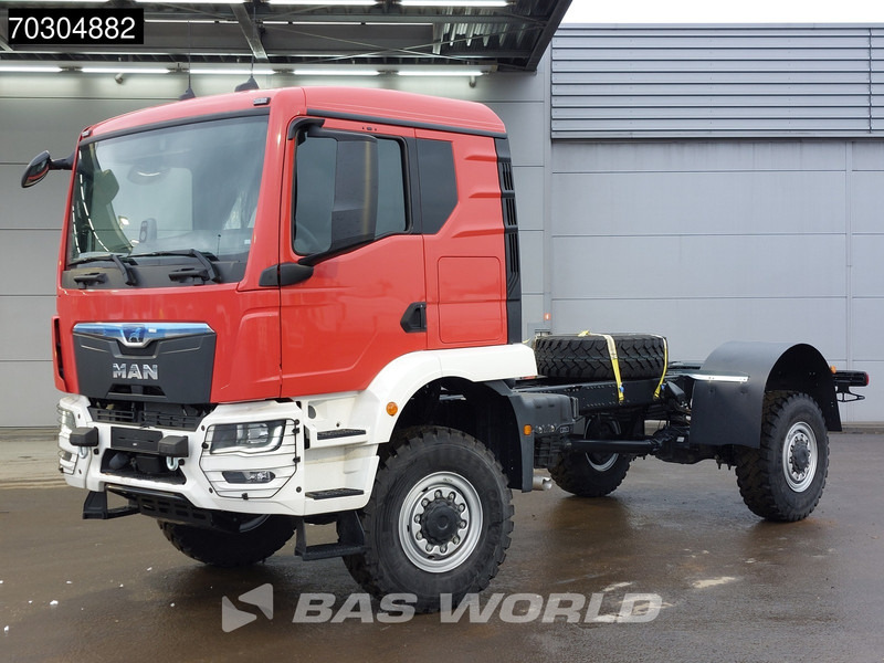 MAN TGM 18.250 4X4 NEW 4x4 Full steel suspension Automatic Airco Euro 6 - Podvozek s kabinou: obrázek 5 MAN TGM 18.250 4X4 NEW 4x4 Full steel suspension Automatic Airco Euro 6 - Podvozek s kabinou: obrázek 5