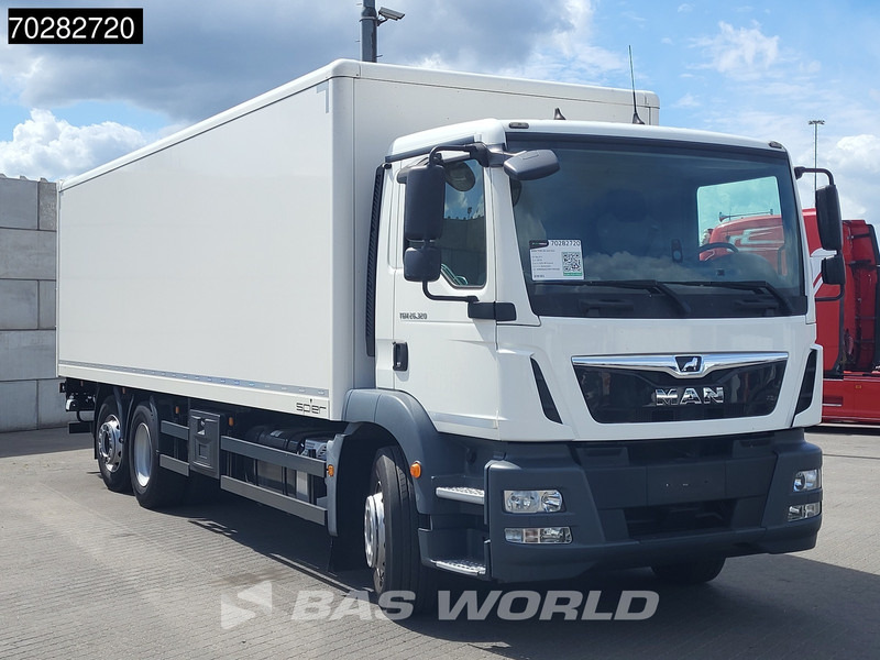 MAN TGM 26.320 6X2 2000kg Ladebordwand Automatic Lift+steering axle Navi Euro 6 - Skříňový nákladní auto: obrázek 3 MAN TGM 26.320 6X2 2000kg Ladebordwand Automatic Lift+steering axle Navi Euro 6 - Skříňový nákladní auto: obrázek 3