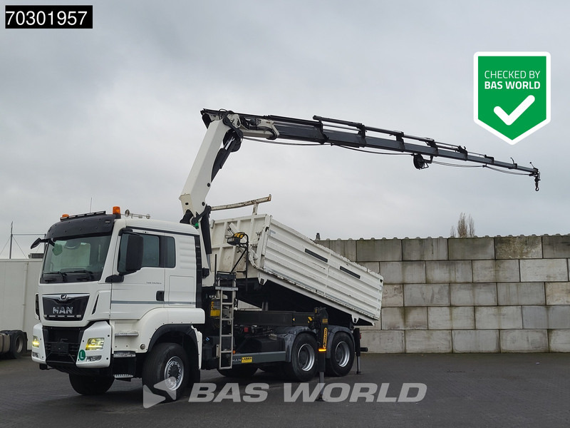 MAN TGS 33.420 6X6 Palfinger PK33002 EH Crane 12m3 tipper Manual Retarder Big-Axle Euro 6 - Sklápěč, Auto s hydraulickou rukou: obrázek 1 MAN TGS 33.420 6X6 Palfinger PK33002 EH Crane 12m3 tipper Manual Retarder Big-Axle Euro 6 - Sklápěč, Auto s hydraulickou rukou: obrázek 1