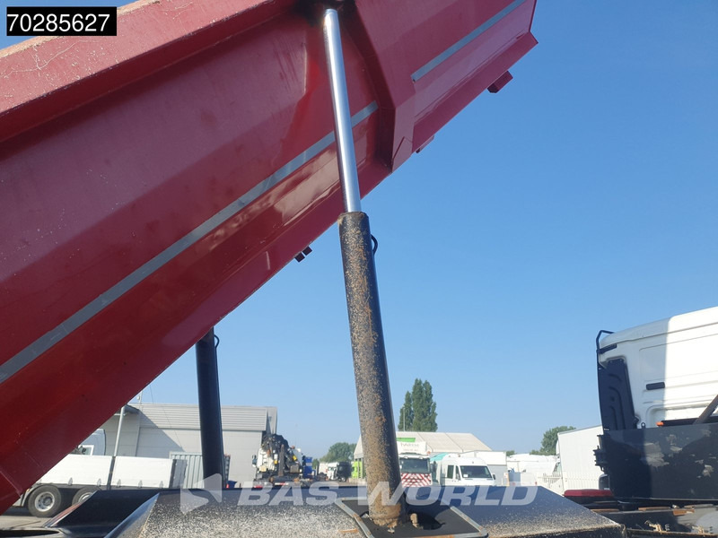 MAN TGS 41.440 8X4 15m3 Retarder Big-Axle Steelsuspension Euro 6 leasing MAN TGS 41.440 8X4 15m3 Retarder Big-Axle Steelsuspension Euro 6: obrázek 16