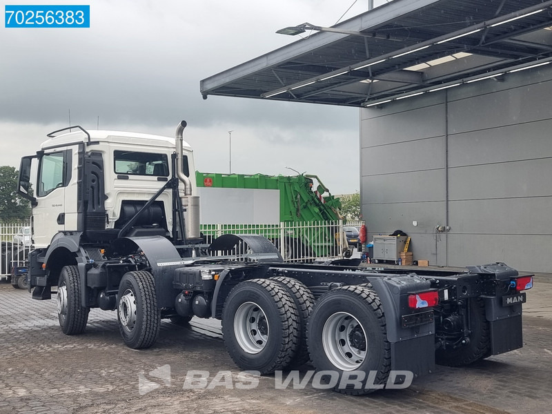 MAN TGS 41.440 8X4 NEW chassis Steelsuspension Automatic Euro 6 - Podvozek s kabinou: obrázek 2 MAN TGS 41.440 8X4 NEW chassis Steelsuspension Automatic Euro 6 - Podvozek s kabinou: obrázek 2