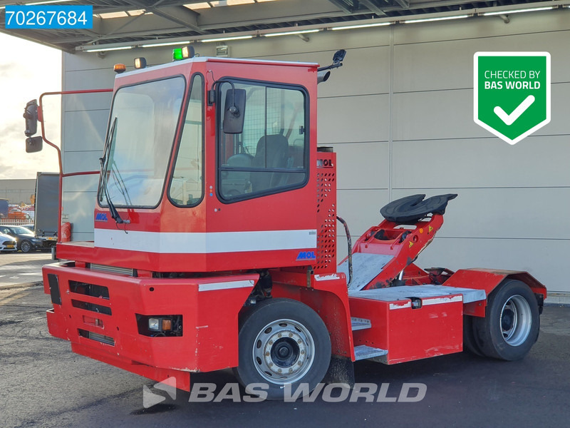 MOL MY225 4X2 - Terminálový traktor: obrázek 1 MOL MY225 4X2 - Terminálový traktor: obrázek 1