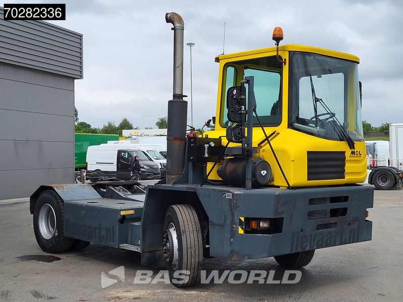 MOL YT200/4X2 4X2 Big-Axle Drumbrakes Hebesattel - Terminálový traktor: obrázek 3 MOL YT200/4X2 4X2 Big-Axle Drumbrakes Hebesattel - Terminálový traktor: obrázek 3