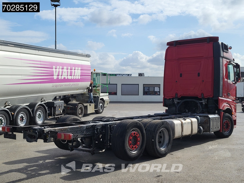 Mercedes-Benz Actros 2548 Actros 6X2 BigSpace Retarder PTO Liftachse Xenon ACC Navi Euro 6 - Podvozek s kabinou: obrázek 5 Mercedes-Benz Actros 2548 Actros 6X2 BigSpace Retarder PTO Liftachse Xenon ACC Navi Euro 6 - Podvozek s kabinou: obrázek 5