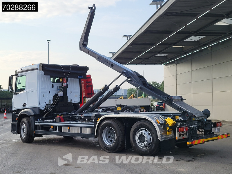 Mercedes-Benz Actros 2745 6X2 New! Meiller RS21.70 Abrollkipper Retarder Lift-Lenk Asche Navi Automatic - Hákový nosič kontejnerů: obrázek 2 Mercedes-Benz Actros 2745 6X2 New! Meiller RS21.70 Abrollkipper Retarder Lift-Lenk Asche Navi Automatic - Hákový nosič kontejnerů: obrázek 2