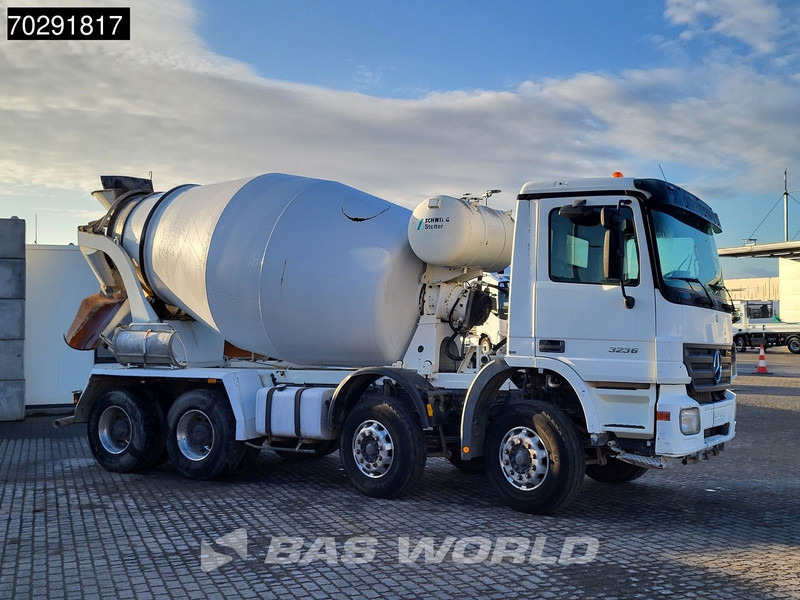 Mercedes-Benz Actros 3236 8X4 9m3 Stetter Mixer Retarder Steelsuspension Big-Axle Euro 3 - Autodomíchávač: obrázek 3 Mercedes-Benz Actros 3236 8X4 9m3 Stetter Mixer Retarder Steelsuspension Big-Axle Euro 3 - Autodomíchávač: obrázek 3