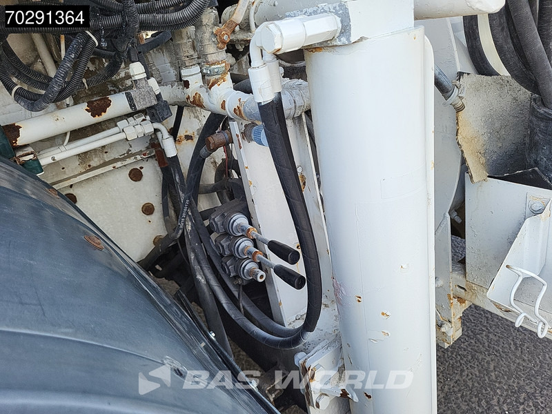 Autočerpadlo Mercedes-Benz Actros 3241 8X4 Cifa MK24.4Z Pompe+Mixer Retarder 3-Pedals Steelsuspension Big-Axle Euro 5: obrázek 8 Autočerpadlo Mercedes-Benz Actros 3241 8X4 Cifa MK24.4Z Pompe+Mixer Retarder 3-Pedals Steelsuspension Big-Axle Euro 5: obrázek 8