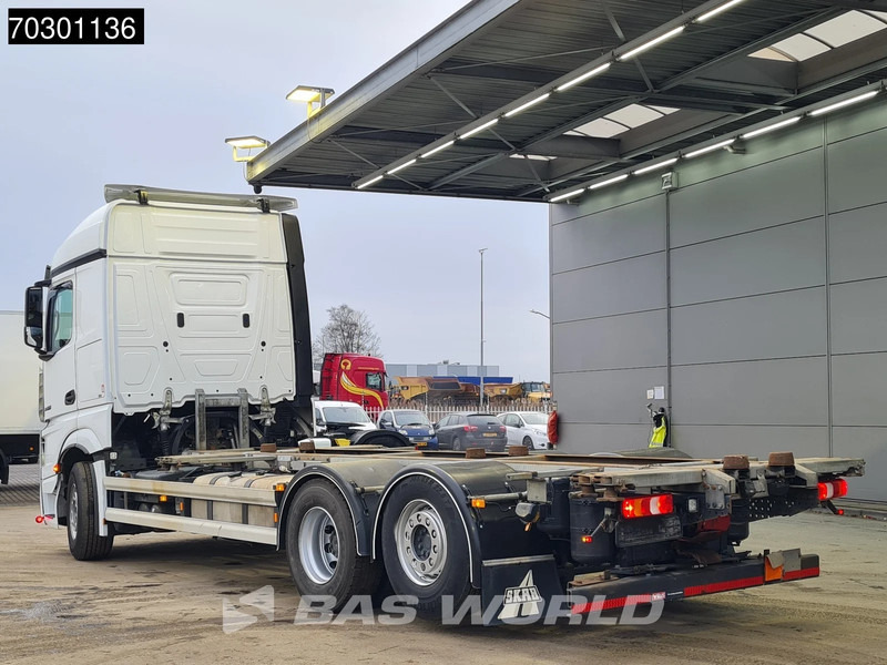 Mercedes-Benz Actros L 2558 Actros 6X2 BDF Full Air Suspension Automatic Lift-Axle Euro 6 - Kontejnérový podvozek/ Výměnná nástavba: obrázek 2 Mercedes-Benz Actros L 2558 Actros 6X2 BDF Full Air Suspension Automatic Lift-Axle Euro 6 - Kontejnérový podvozek/ Výměnná nástavba: obrázek 2
