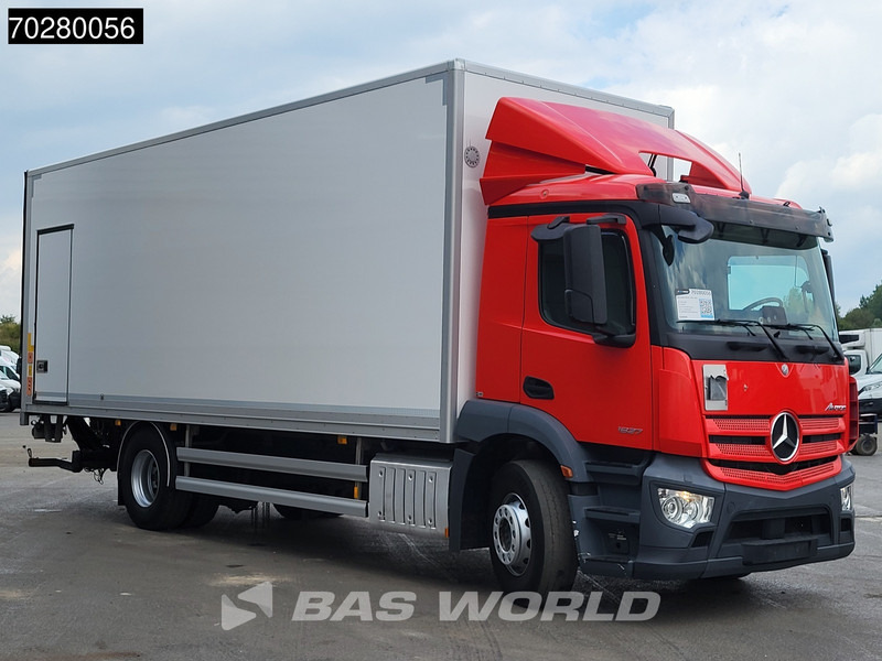 Mercedes-Benz Antos 1827 4X2 19tonner 2000kg Ladebordwand Automatic Euro 6 - Skříňový nákladní auto: obrázek 5 Mercedes-Benz Antos 1827 4X2 19tonner 2000kg Ladebordwand Automatic Euro 6 - Skříňový nákladní auto: obrázek 5