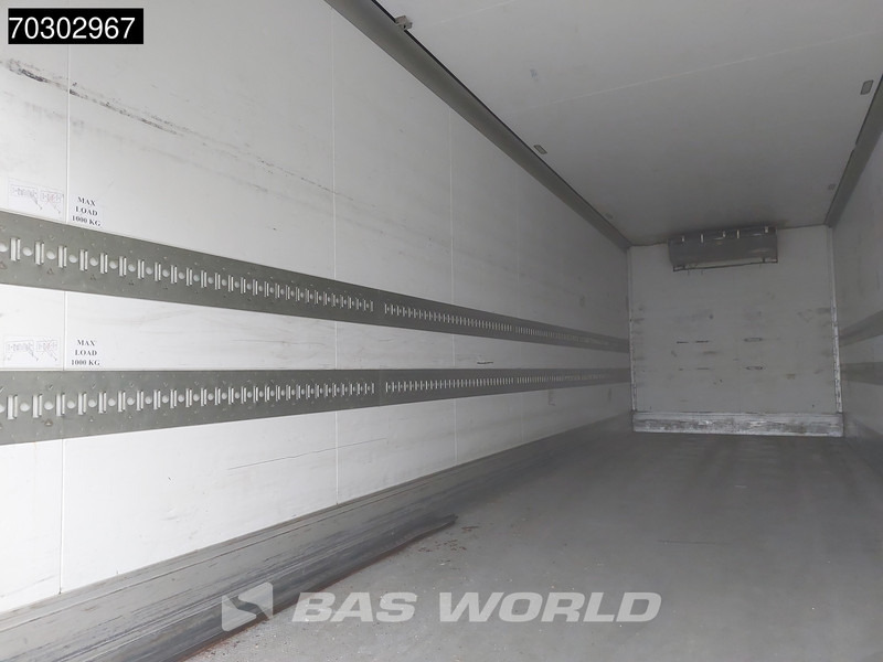 Mercedes-Benz Antos 2532 Antos 6X2 Carrier Supra 850 Nordic Automatic Euro 6 - Chladírenský nákladní automobil: obrázek 5 Mercedes-Benz Antos 2532 Antos 6X2 Carrier Supra 850 Nordic Automatic Euro 6 - Chladírenský nákladní automobil: obrázek 5