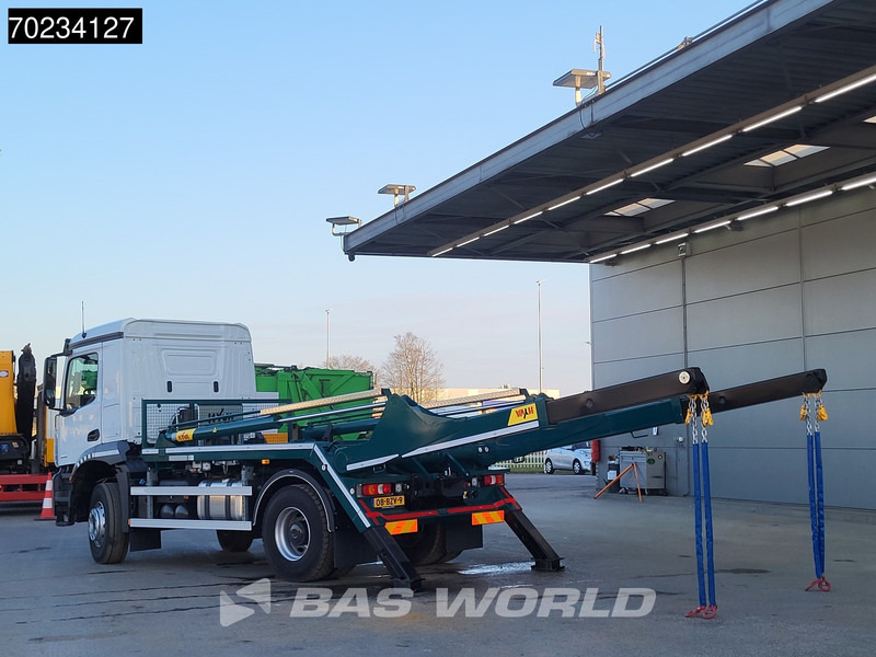 Mercedes-Benz Arocs 2136 4X2 NEW! NL-Truck 12Tons HYVA Lift Automatic Full Steelsuspension - Ramenový nosič kontajnerov: obrázek 2 Mercedes-Benz Arocs 2136 4X2 NEW! NL-Truck 12Tons HYVA Lift Automatic Full Steelsuspension - Ramenový nosič kontajnerov: obrázek 2