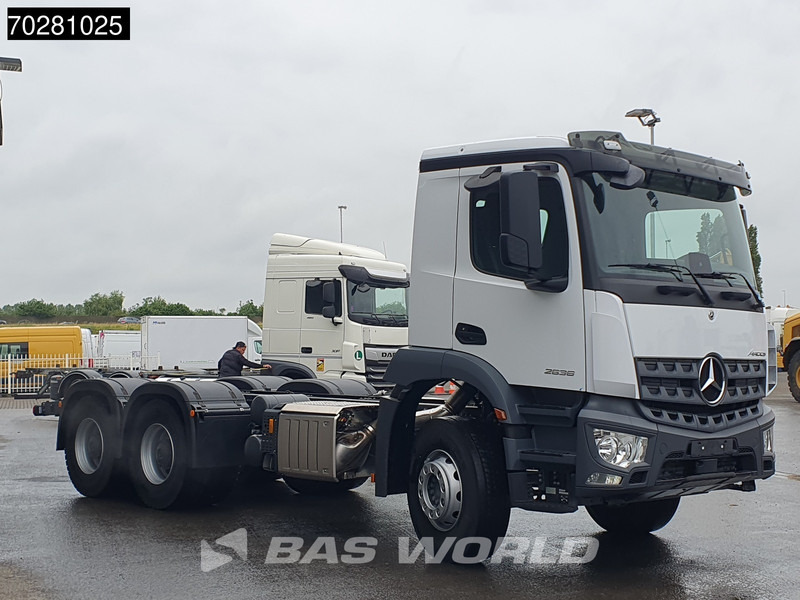 Mercedes-Benz Arocs 2636 6X4 NEW chassis Flywheel PTO Big-Axle Automatic Steelsuspension Euro 6 - Podvozek s kabinou: obrázek 3 Mercedes-Benz Arocs 2636 6X4 NEW chassis Flywheel PTO Big-Axle Automatic Steelsuspension Euro 6 - Podvozek s kabinou: obrázek 3