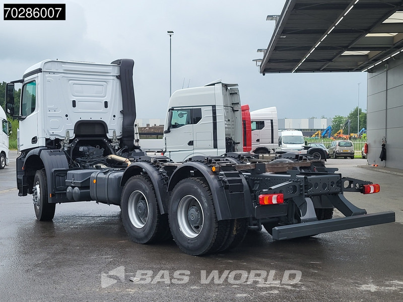 Mercedes-Benz Arocs 3342 6X4 NEW 6x4 chassis Big-Axle Automatic Steel suspension Euro 3 - Podvozek s kabinou: obrázek 2 Mercedes-Benz Arocs 3342 6X4 NEW 6x4 chassis Big-Axle Automatic Steel suspension Euro 3 - Podvozek s kabinou: obrázek 2