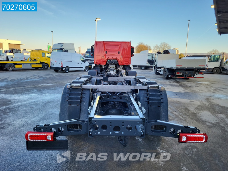 Mercedes-Benz Arocs 4843 8X4 NEW chassis RHD! Steel suspension Automatic Euro 6 - Podvozek s kabinou: obrázek 3 Mercedes-Benz Arocs 4843 8X4 NEW chassis RHD! Steel suspension Automatic Euro 6 - Podvozek s kabinou: obrázek 3