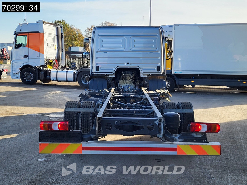 Mercedes-Benz Atego 1224 Atego 4X2 12tons chassis LOW Mileage! Automatic Airco Euro 6 - Podvozek s kabinou: obrázek 3 Mercedes-Benz Atego 1224 Atego 4X2 12tons chassis LOW Mileage! Automatic Airco Euro 6 - Podvozek s kabinou: obrázek 3