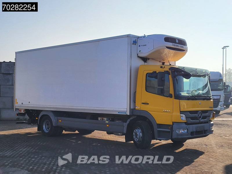 Mercedes-Benz Atego 1324 4X2 13tonner Thermo King T-1200R Manual 1500kg Ladebordwand Euro 5 - Chladírenský nákladní automobil: obrázek 3 Mercedes-Benz Atego 1324 4X2 13tonner Thermo King T-1200R Manual 1500kg Ladebordwand Euro 5 - Chladírenský nákladní automobil: obrázek 3