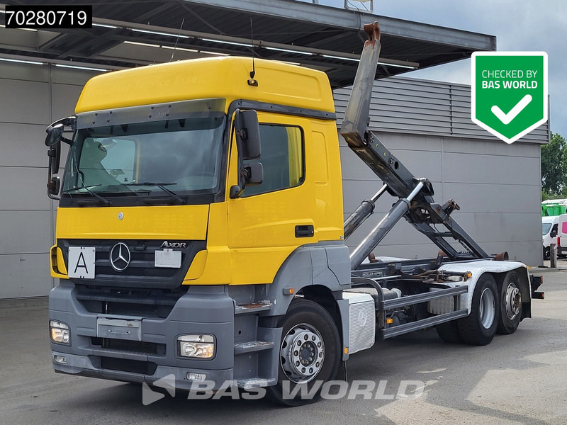 Mercedes-Benz Axor 2543 6X2 Meiller RK 20.70 hooklift Manual Retarder Liftachse Euro 5 - Hákový nosič kontejnerů: obrázek 1 Mercedes-Benz Axor 2543 6X2 Meiller RK 20.70 hooklift Manual Retarder Liftachse Euro 5 - Hákový nosič kontejnerů: obrázek 1