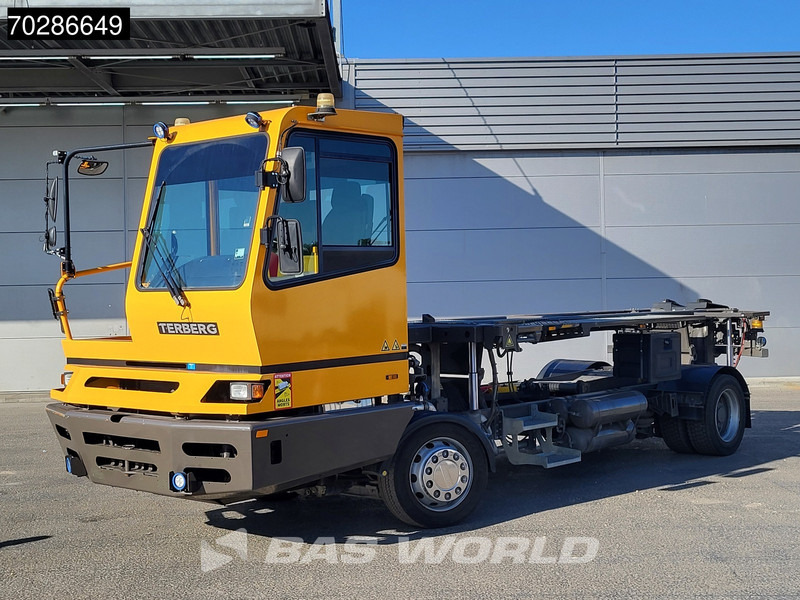 Terberg BC182 4X2 Low hours! Big-Axle Full-Air Drumbrakes Euro 3 - Nákladní auto: obrázek 3 Terberg BC182 4X2 Low hours! Big-Axle Full-Air Drumbrakes Euro 3 - Nákladní auto: obrázek 3