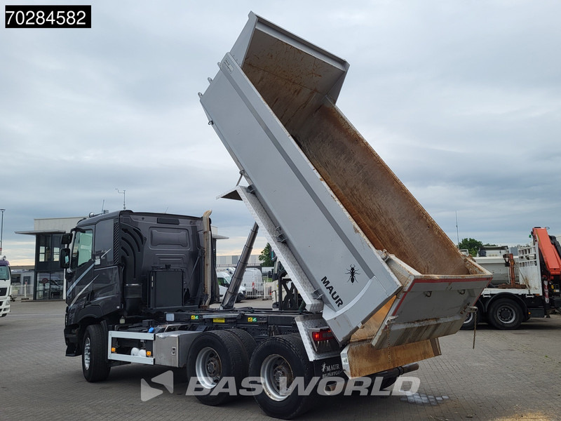 Renault C 520 C 6X4 11m3 tipper Retarder Automatic Steelsuspension Big-Axle Navi Euro 6 - Sklápěč: obrázek 2 Renault C 520 C 6X4 11m3 tipper Retarder Automatic Steelsuspension Big-Axle Navi Euro 6 - Sklápěč: obrázek 2