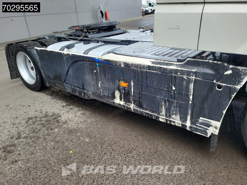 Tahač DAF XF 510 4X2 SSC Retarder 2xTanks Standklima Navi Euro 6: obrázek 15