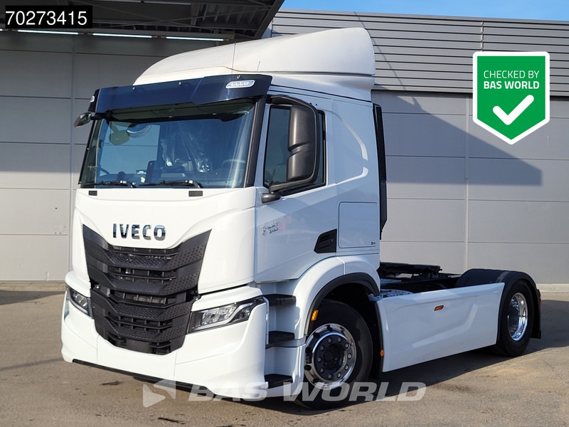 Iveco S-Way 340 4X2 NEW! ActiveTime ADR Alcoa's ACC LED - Tahač: obrázek 1 Iveco S-Way 340 4X2 NEW! ActiveTime ADR Alcoa's ACC LED - Tahač: obrázek 1