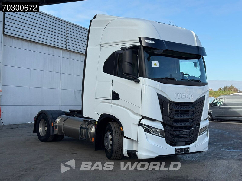 Iveco S-Way 460 4X2 LNG! Retarder 2xTanks ACC LED Euro 6 - Tahač: obrázek 5 Iveco S-Way 460 4X2 LNG! Retarder 2xTanks ACC LED Euro 6 - Tahač: obrázek 5