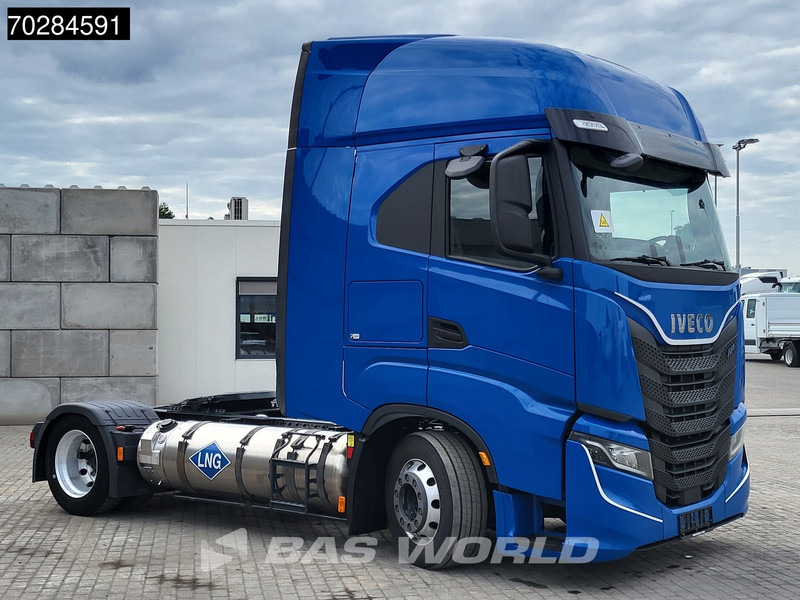 Iveco S-Way 460 4X2 Retarder 2xTanks Mega ACC LED Navi Euro 6 - Tahač: obrázek 3 Iveco S-Way 460 4X2 Retarder 2xTanks Mega ACC LED Navi Euro 6 - Tahač: obrázek 3