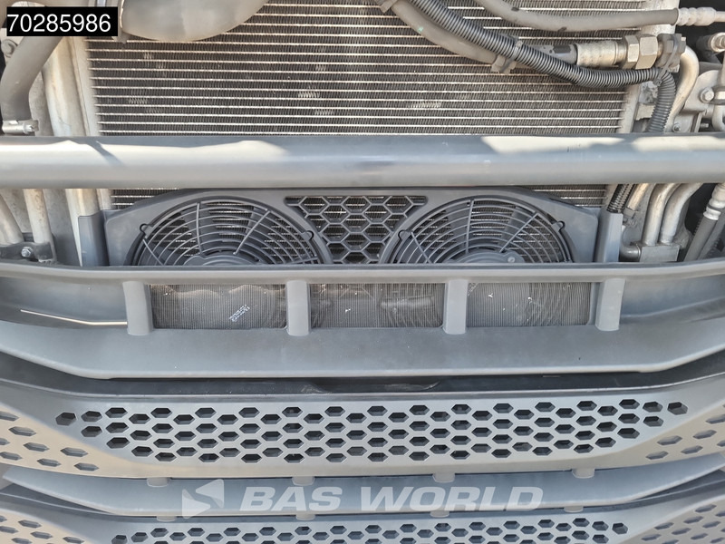 Iveco S-Way 490 4X2 Retarder Standklima 2xTanks Navi ACC LED Euro 6 leasing Iveco S-Way 490 4X2 Retarder Standklima 2xTanks Navi ACC LED Euro 6: obrázek 9