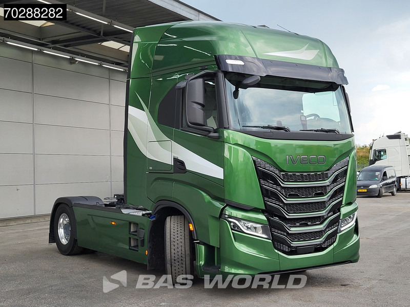 Iveco S-Way 500 4X2 2024! 2x Tanks Standklima ADR Alcoa's ACC Euro 6 - Tahač: obrázek 3 Iveco S-Way 500 4X2 2024! 2x Tanks Standklima ADR Alcoa's ACC Euro 6 - Tahač: obrázek 3