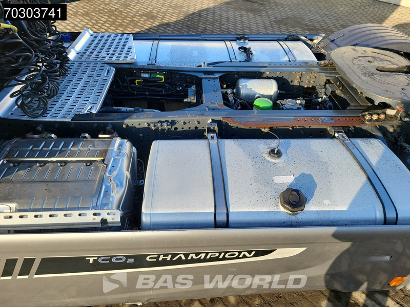 Tahač Iveco Stralis XP 480 4X2 Low Mileage! Retarder 2xTanks: obrázek 12 Tahač Iveco Stralis XP 480 4X2 Low Mileage! Retarder 2xTanks: obrázek 12