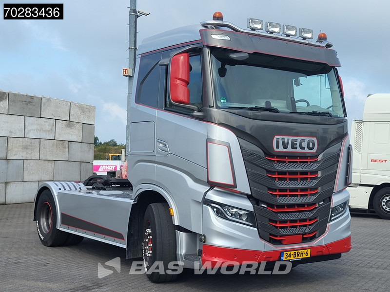 Iveco X-Way 570 820 4X2 NL Show Truck! Hydraulik ACC Standklima Navi Alcoa's - Tahač: obrázek 3 Iveco X-Way 570 820 4X2 NL Show Truck! Hydraulik ACC Standklima Navi Alcoa's - Tahač: obrázek 3