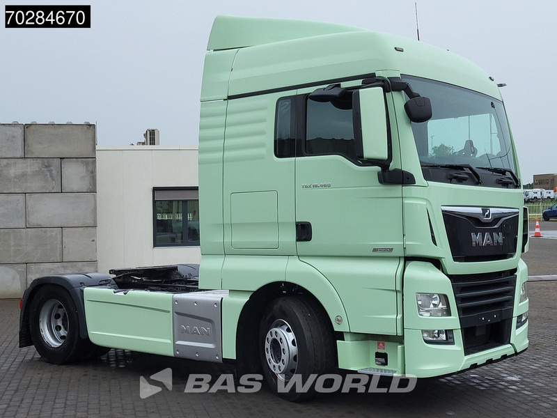 MAN TGX 18.460 TGX 4X2 XLX Retarder 2xTanks Standklima Euro 6 - Tahač: obrázek 2 MAN TGX 18.460 TGX 4X2 XLX Retarder 2xTanks Standklima Euro 6 - Tahač: obrázek 2