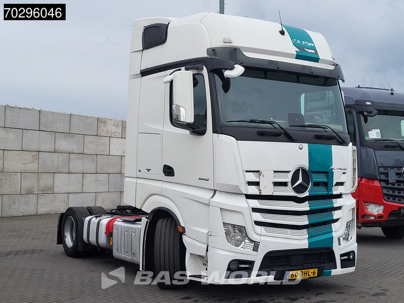 Mercedes-Benz Actros 1842 Actros 4X2 GigaSpace NL-Truck Mega 2xTanks ACC Standklima Euro 6 - Tahač: obrázek 3 Mercedes-Benz Actros 1842 Actros 4X2 GigaSpace NL-Truck Mega 2xTanks ACC Standklima Euro 6 - Tahač: obrázek 3