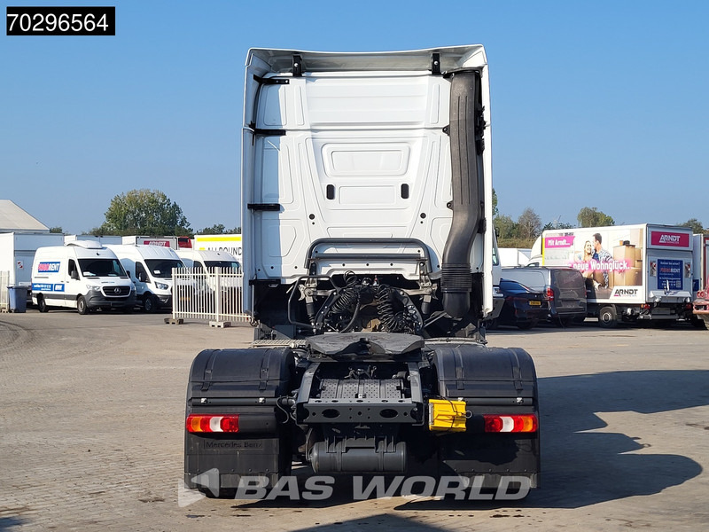 Mercedes-Benz Actros 1845 4X2 BigSpace 2xTanks Led Euro 6 - Tahač: obrázek 3 Mercedes-Benz Actros 1845 4X2 BigSpace 2xTanks Led Euro 6 - Tahač: obrázek 3