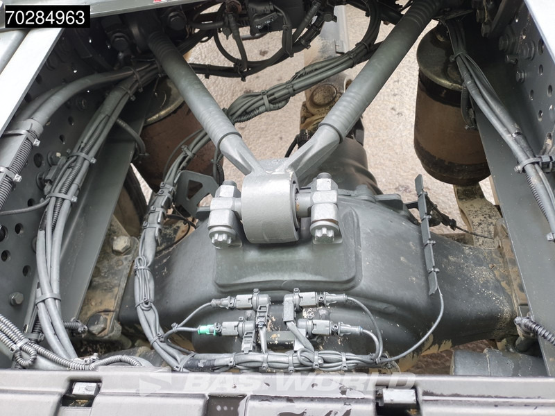 Tahač Mercedes-Benz Actros 1845 4X2 ClassicSpace Retarder Euro 6: obrázek 15 Tahač Mercedes-Benz Actros 1845 4X2 ClassicSpace Retarder Euro 6: obrázek 15