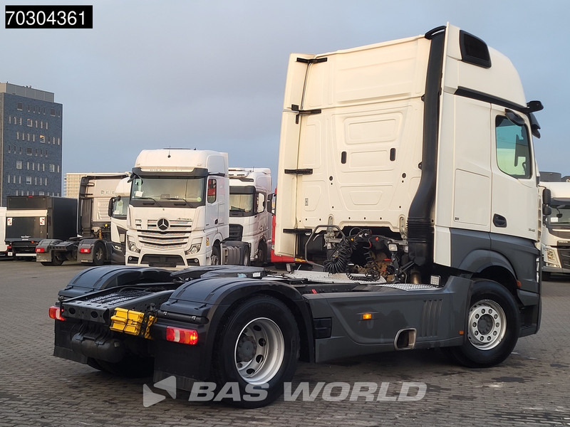 Mercedes-Benz Actros 1845 4X2 GigaSpace Retarder MirrorCam Navi Euro 6 - Tahač: obrázek 5 Mercedes-Benz Actros 1845 4X2 GigaSpace Retarder MirrorCam Navi Euro 6 - Tahač: obrázek 5