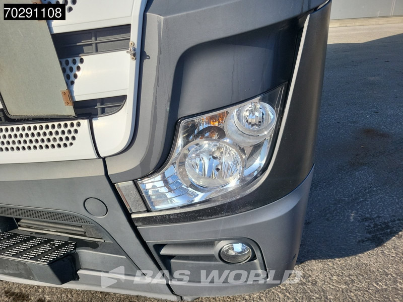 Tahač Mercedes-Benz Actros 1845 4X2 StreamSpace Retarder 2xTanks Euro 6: obrázek 10 Tahač Mercedes-Benz Actros 1845 4X2 StreamSpace Retarder 2xTanks Euro 6: obrázek 10