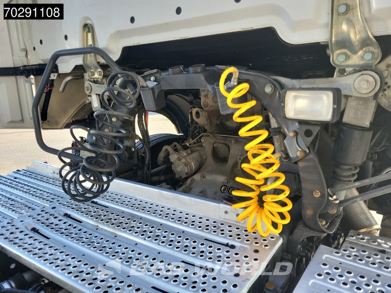 Tahač Mercedes-Benz Actros 1845 4X2 StreamSpace Retarder 2xTanks Euro 6: obrázek 14 Tahač Mercedes-Benz Actros 1845 4X2 StreamSpace Retarder 2xTanks Euro 6: obrázek 14