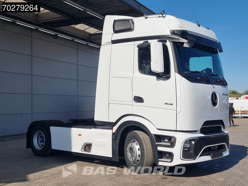 Mercedes-Benz Actros 1848 Actros 4X2 NEW! ProCabin-Big 2x Tanks Standklima Navi SmartTacho2 - Tahač: obrázek 3 Mercedes-Benz Actros 1848 Actros 4X2 NEW! ProCabin-Big 2x Tanks Standklima Navi SmartTacho2 - Tahač: obrázek 3