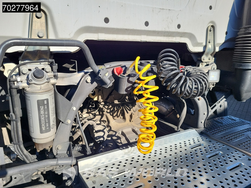 Mercedes-Benz Actros 1851 Actros 4X2 BigSpace 2x Tanks - Tahač: obrázek 5 Mercedes-Benz Actros 1851 Actros 4X2 BigSpace 2x Tanks - Tahač: obrázek 5