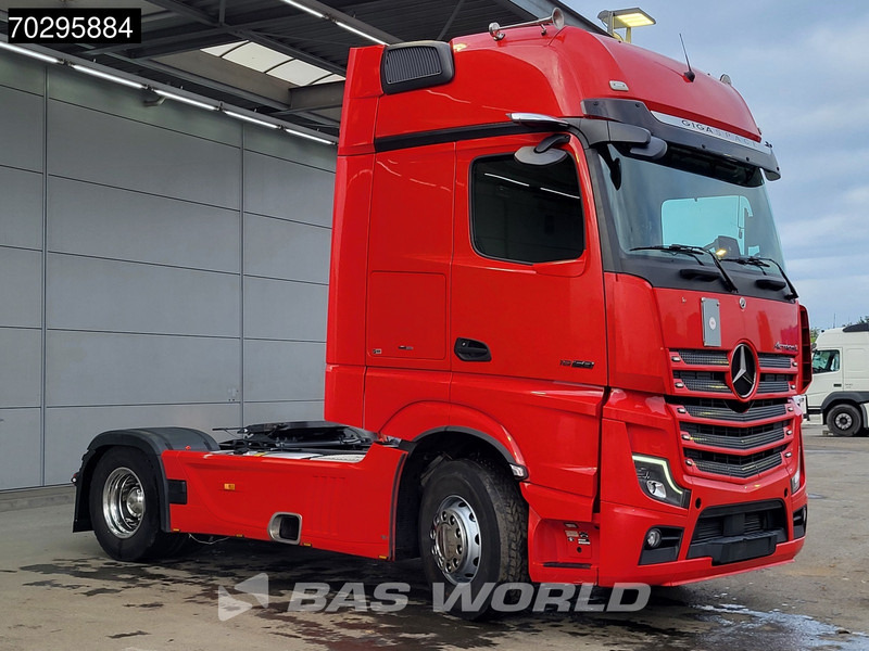 Mercedes-Benz Actros 1858 4X2 GigaSpace Retarder 2xTanks Leather Standairco PPC Navi ACC Euro 6 - Tahač: obrázek 3 Mercedes-Benz Actros 1858 4X2 GigaSpace Retarder 2xTanks Leather Standairco PPC Navi ACC Euro 6 - Tahač: obrázek 3