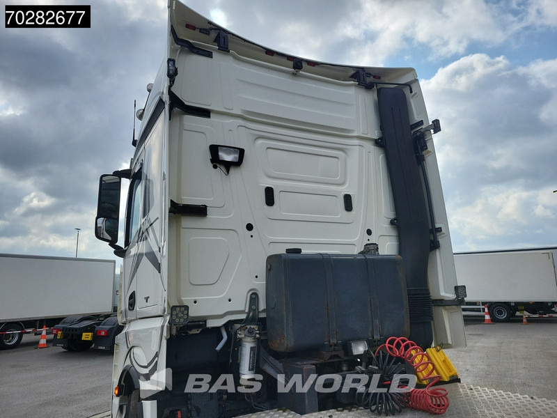 Mercedes-Benz Actros 2658 6X4 BigSpace Retarder Big-Axle Full-Air ADR Hydraulik 2x Tanks - Tahač: obrázek 3 Mercedes-Benz Actros 2658 6X4 BigSpace Retarder Big-Axle Full-Air ADR Hydraulik 2x Tanks - Tahač: obrázek 3